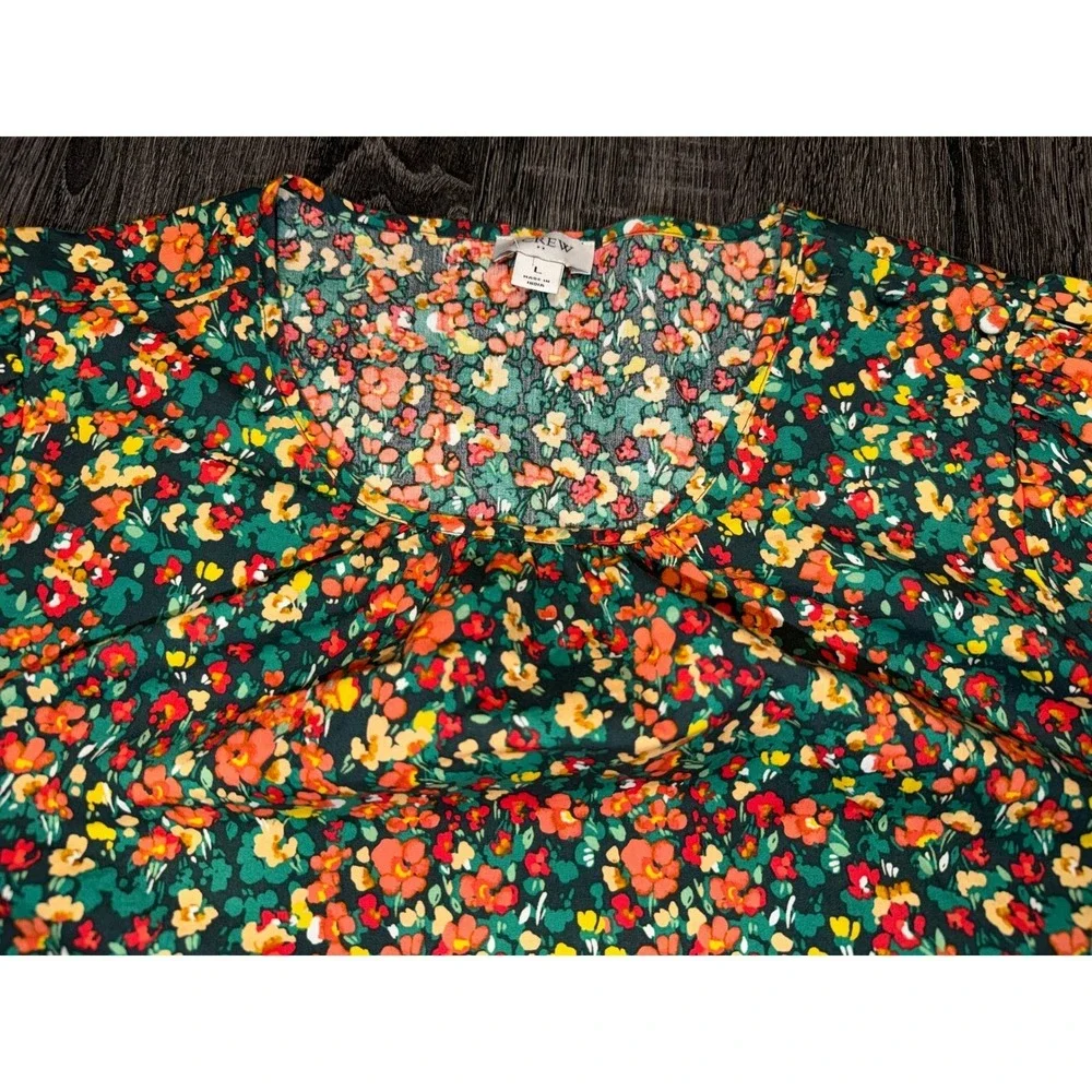 J. Crew Women's Size Large Floral Print Blouse Long Sleeve V Neck Gathered‎